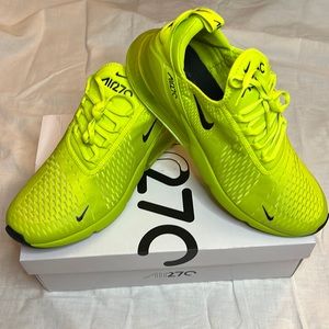 NIB Nike Womens Air Max 270 Atomic Green/Black Size 12